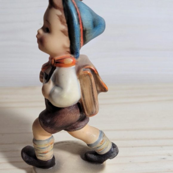 Hummel # 82 2/0 TMK2 "School Boy"" - Picture 2 of 6